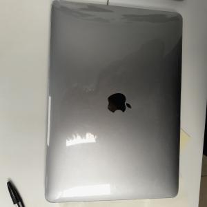 APPLE MacBook Pro